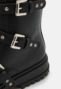 Friboo Korte Laarzen - Black 13 Friboo Korte Laarzen - Black -Friboo 38ce3b7a14804f7f9fd2559825a88fb8