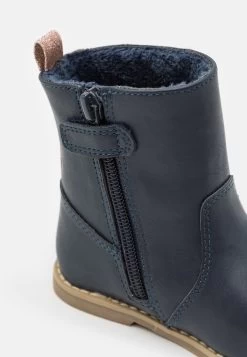 Friboo Korte Laarzen - Dark Blue 13 Friboo Korte Laarzen - Dark Blue -Friboo d86c9af5d3dc4f1fa9e0922c03a9e147