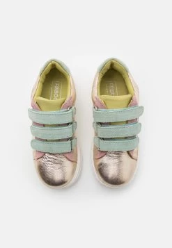 Friboo Leather - Sneakers Laag - Gold 11 Friboo Leather - Sneakers Laag - Gold -Friboo f7c16071ed4f45888ad3dc4f763c9979